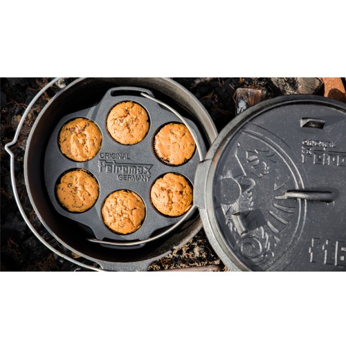 Petromax MF6 cast-iron muffin tin