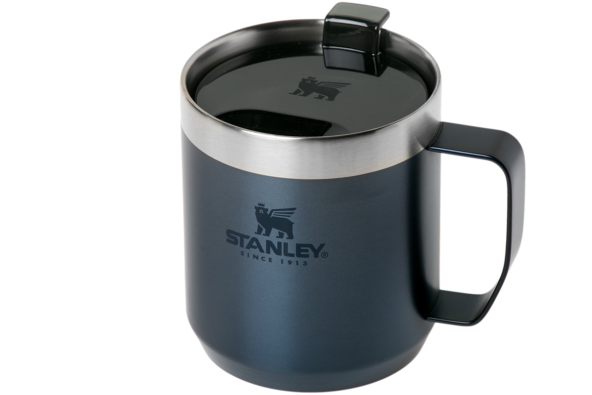 Stanley 24 oz Stay Hot Camp Mug in Hammertone Silver